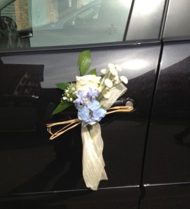 decoracion floral coche